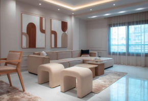 Luxury 3 Bedroom Residence By A1 - 303